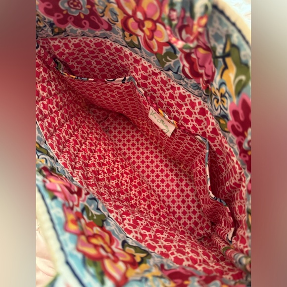 Vera Bradley Tote 👜 - Picture 4 of 5